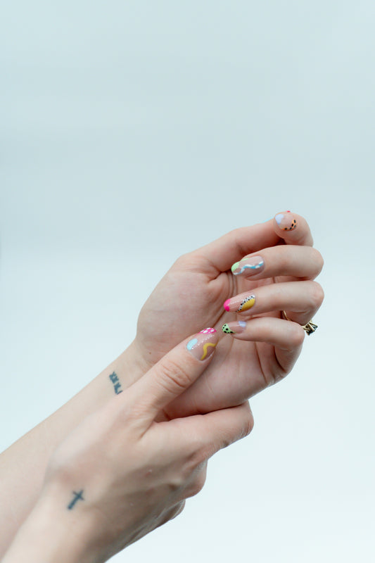 Discover the Art of Press-On Nails with Glitzadora: Beauty, Sustainability, and Self-Expression