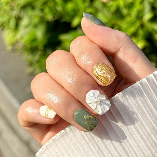 Prensa de suéter de pegamento en relieve 3D de microtallado en hilo de oro de pintura de uñas