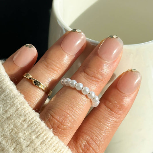 Ongles faits à la main français court carré paillettes faux ongles automne et hiver blanchissant presse sur ongle