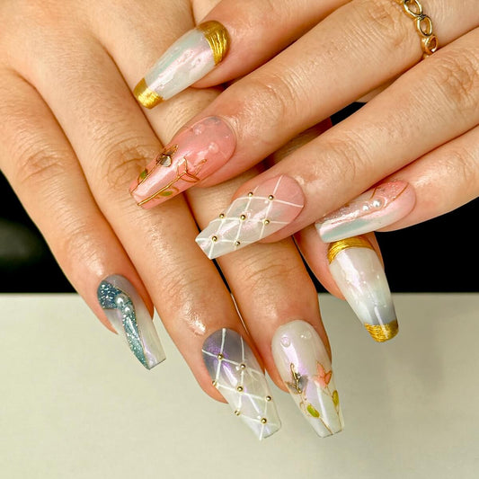 【Fait à la main】Modèle de l'industrie lourde Presse de photothérapie à la main sur les ongles Les tulipes tridimensionnelles peintes à la main peuvent être retirées 