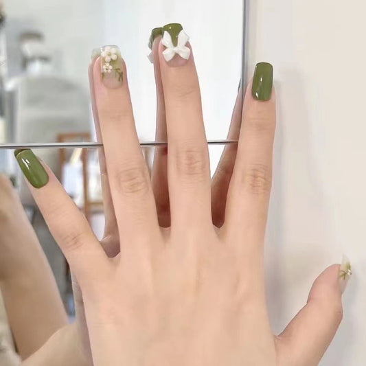 Prensa hecha a mano pura en las uñas Venta al por mayor Nail Art Fawn Bump GreenFake Nail Stickers 